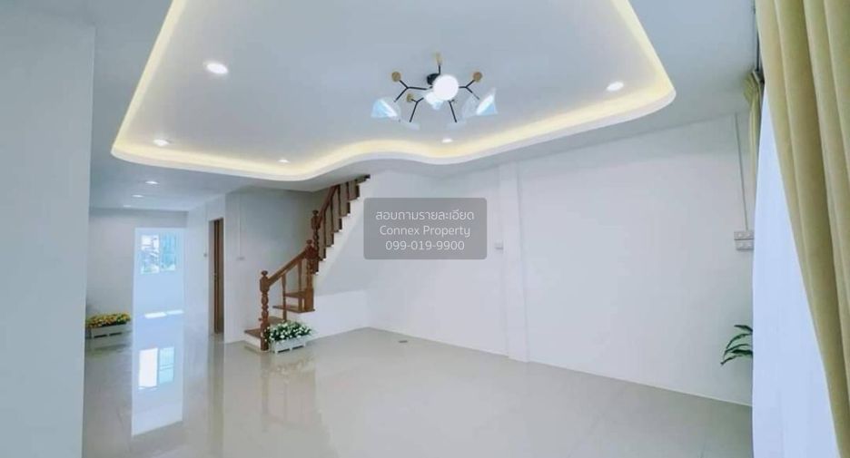 Casa adosada en venta de 5 habitaciones en Nong Khaem, Bangkok