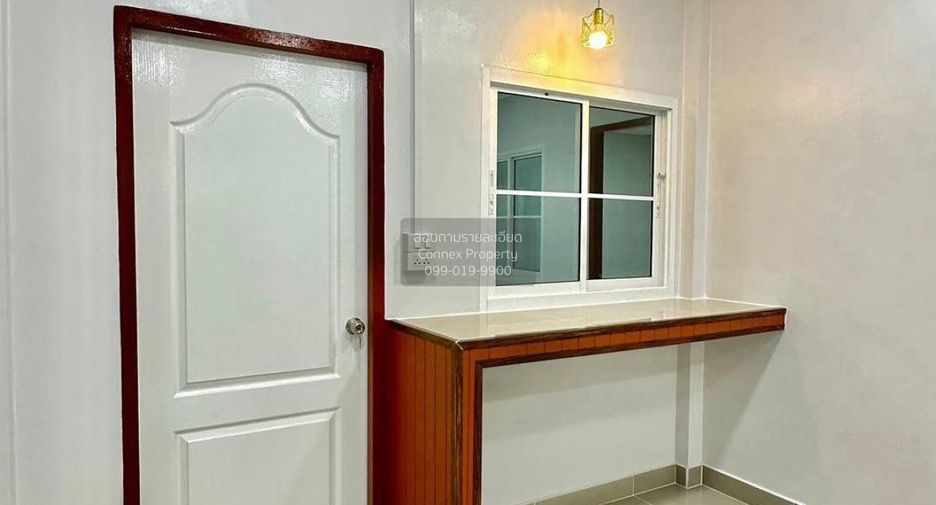 For sale 3 bedrooms townhouse in Bang Bua Thong, Nonthaburi