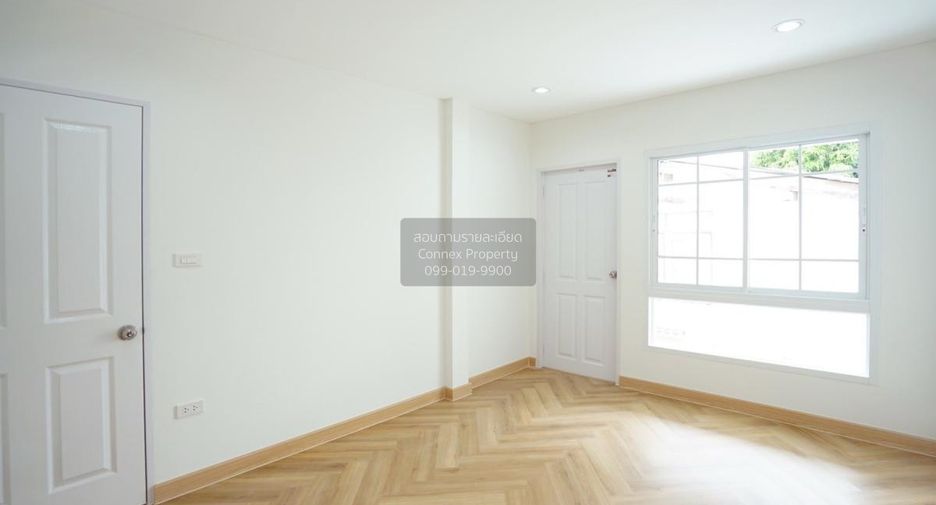 For sale 3 ベッドルーム townhouse in Bang Kruai, Nonthaburi