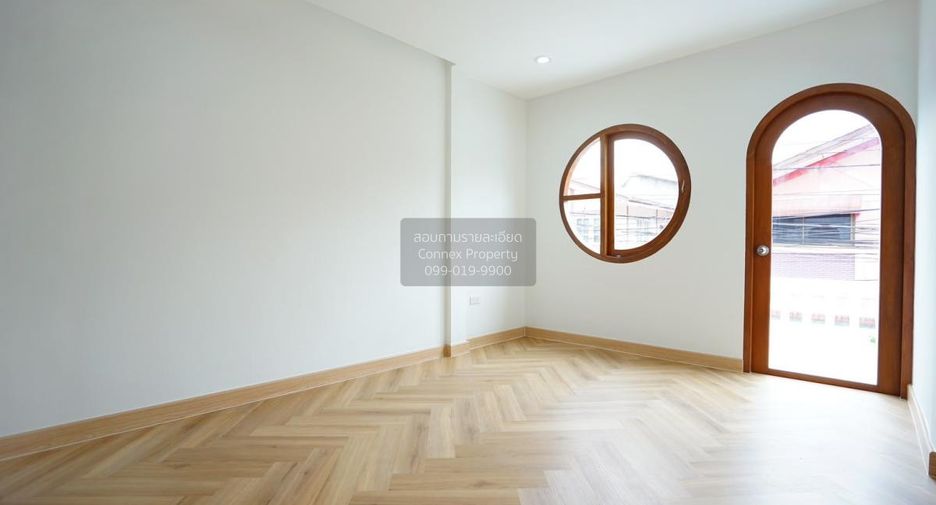 For sale 3 ベッドルーム townhouse in Bang Kruai, Nonthaburi