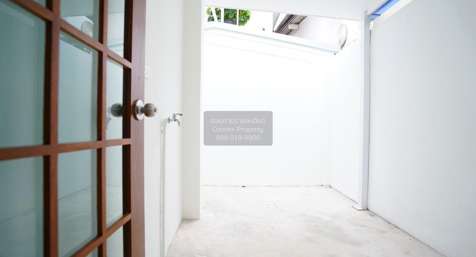 For sale 3 ベッドルーム townhouse in Bang Kruai, Nonthaburi