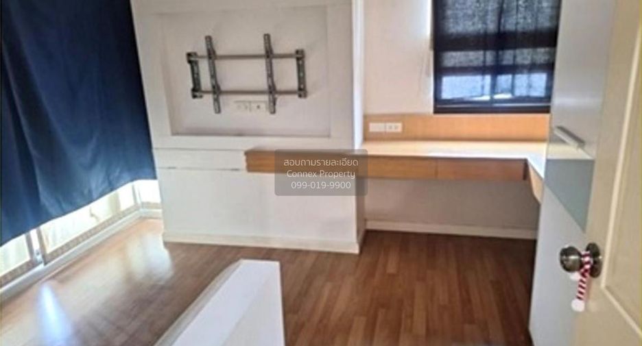 For sale 2 bedrooms condo in Yan Nawa, Bangkok