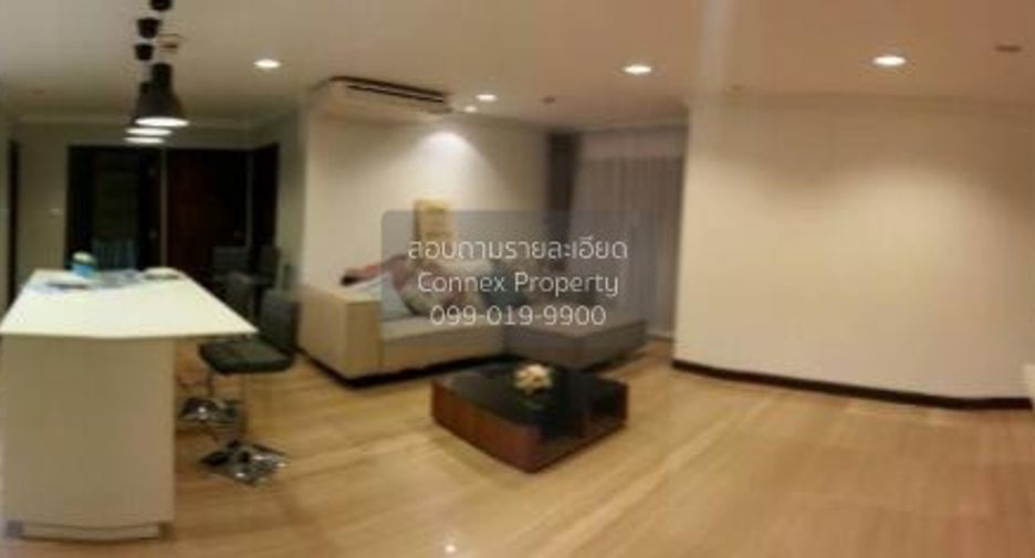For sale 3 bedrooms condo in Watthana, Bangkok