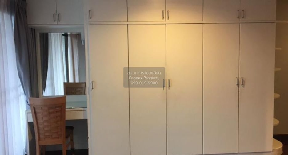 For sale 3 bedrooms condo in Watthana, Bangkok