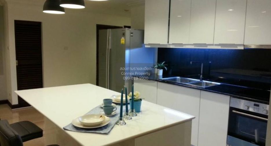 For sale 3 bedrooms condo in Watthana, Bangkok