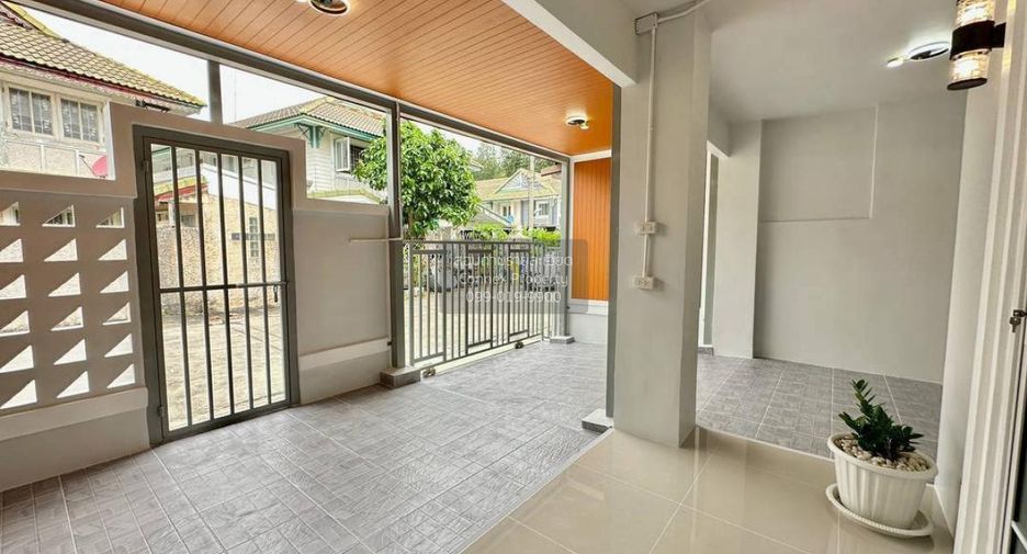 Casa adosada en venta de 3 habitaciones en Bang Yai, Nonthaburi