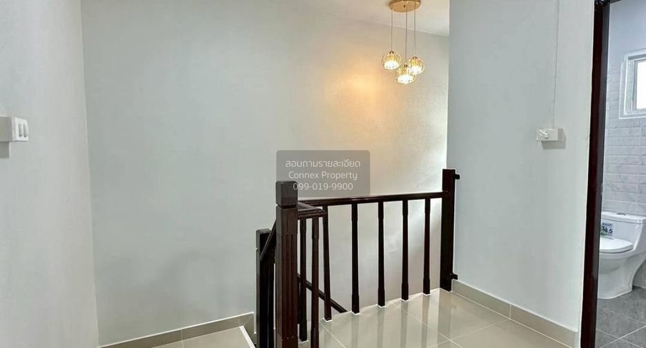 Casa adosada en venta de 3 habitaciones en Bang Yai, Nonthaburi