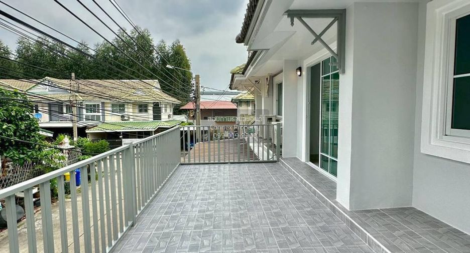 Casa adosada en venta de 3 habitaciones en Bang Yai, Nonthaburi