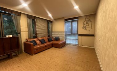 For sale 3 bedrooms condo in Bang Rak, Bangkok