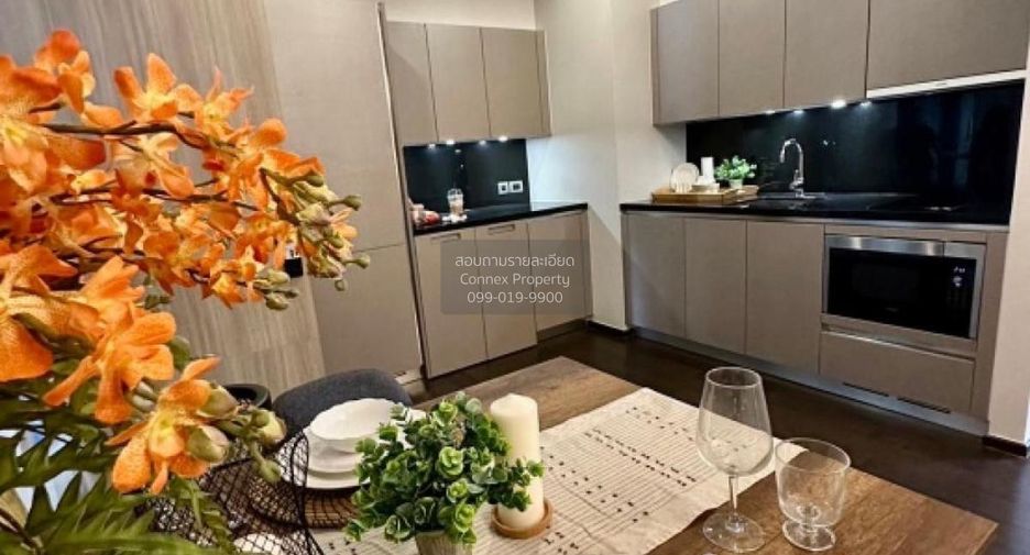 For sale 1 bed condo in Khlong Toei, Bangkok