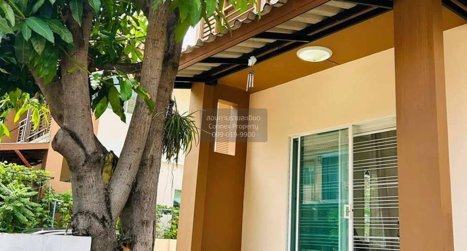 For sale 4 ベッドルーム townhouse in Phra Samut Chedi, Samut Prakan