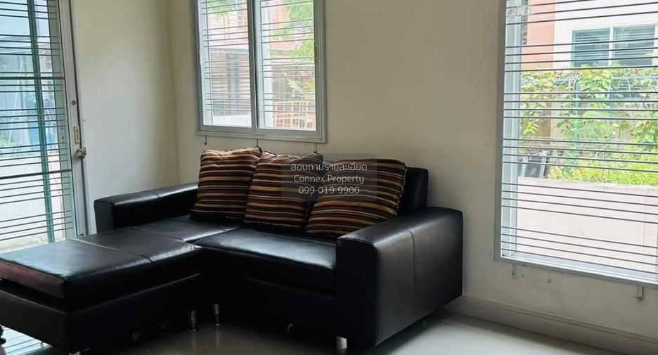For sale 4 ベッドルーム townhouse in Phra Samut Chedi, Samut Prakan