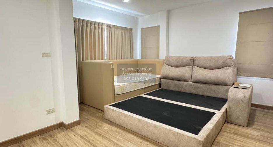 For sale 4 bedrooms house in Mueang Nonthaburi, Nonthaburi