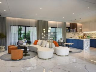 Casa en venta de 5 habitaciones en Bang Phli, Samut Prakan