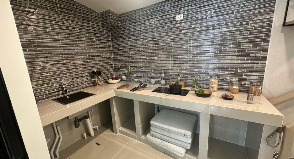 Casa adosada en venta de 2 habitaciones en Bang Yai, Nonthaburi