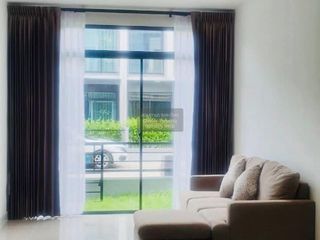 出售 3 卧室 联排别墅 在 Bang Kruai, Nonthaburi