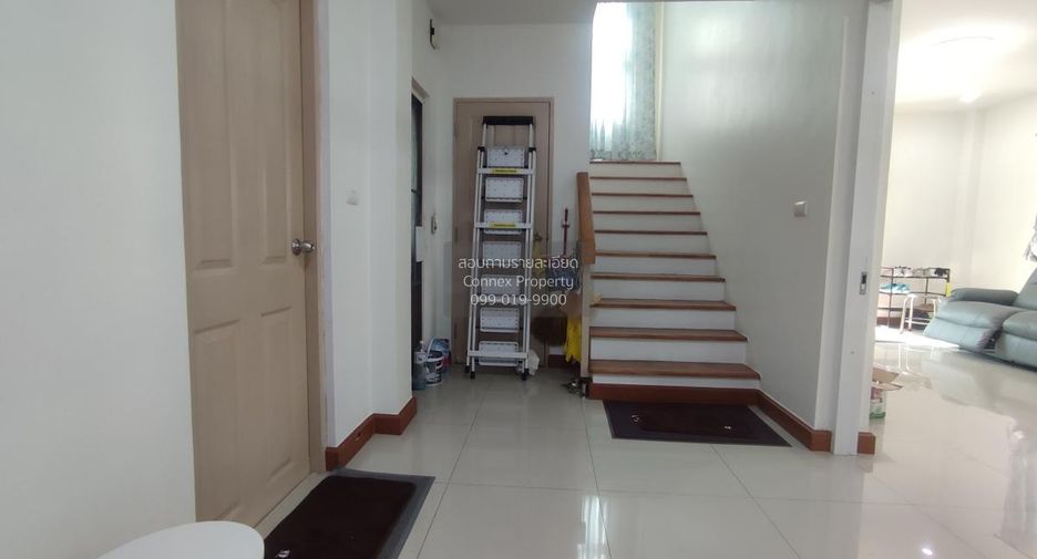 À vendre 3 chambres maison à Bang Khun Thian, Bangkok