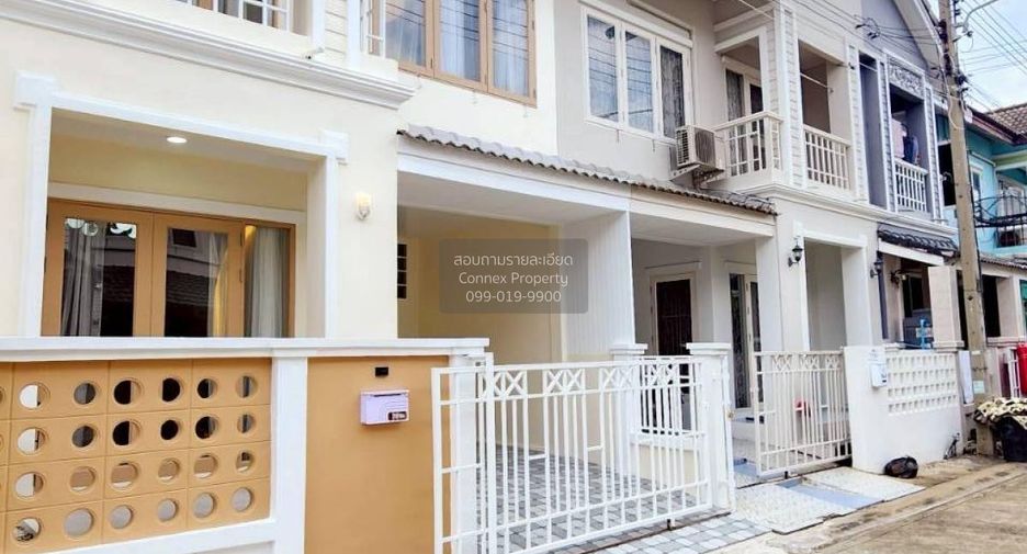 For sale 3 bedrooms townhouse in Lam Luk Ka, Pathum Thani