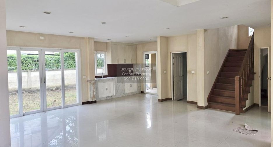 Casa en venta de 3 habitaciones en Bang Khen, Bangkok