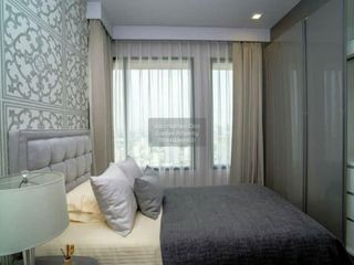 For sale 3 bedrooms condo in Ratchathewi, Bangkok