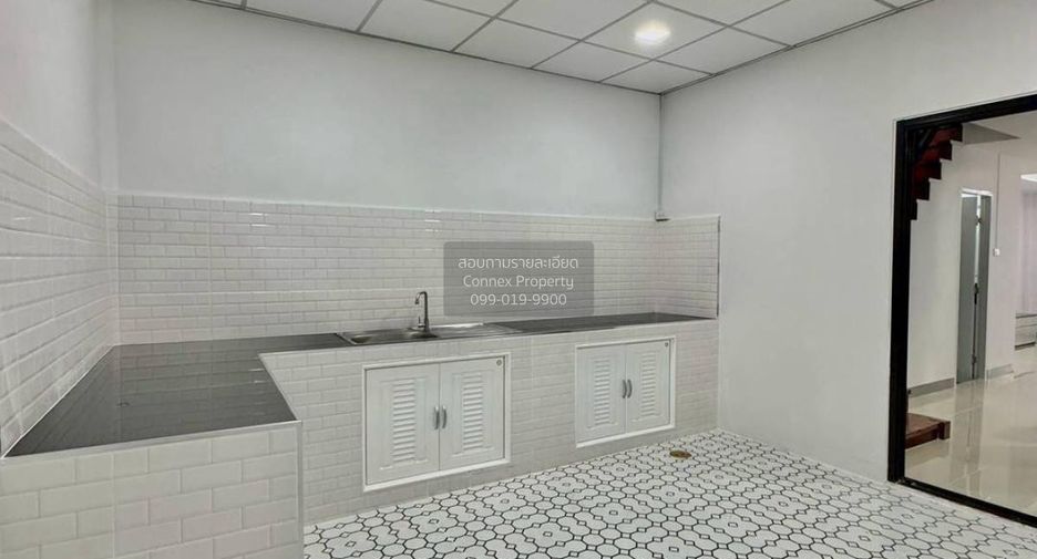 For sale 2 bedrooms townhouse in Pak Kret, Nonthaburi