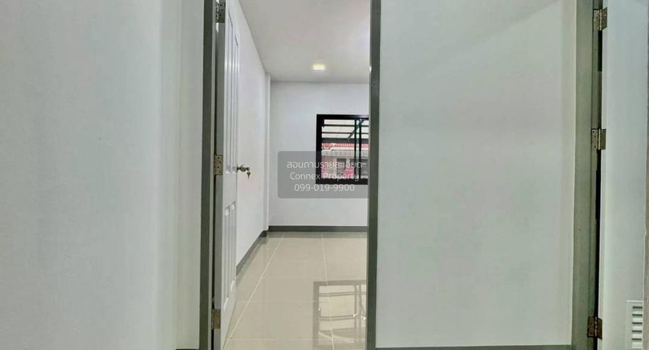 For sale 2 bedrooms townhouse in Pak Kret, Nonthaburi