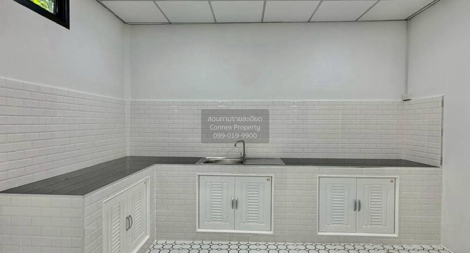 For sale 2 bedrooms townhouse in Pak Kret, Nonthaburi