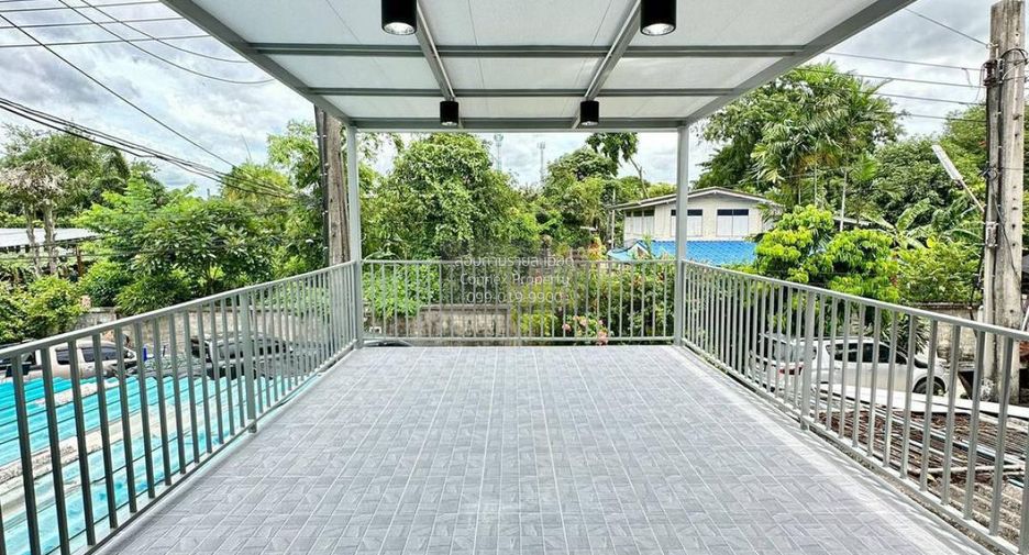 For sale 3 bedrooms townhouse in Mueang Nonthaburi, Nonthaburi