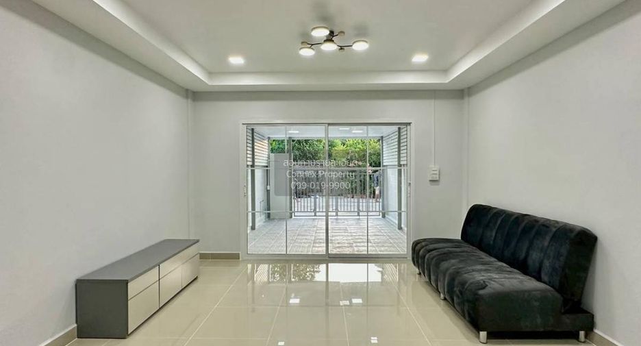 For sale 3 bedrooms townhouse in Mueang Nonthaburi, Nonthaburi
