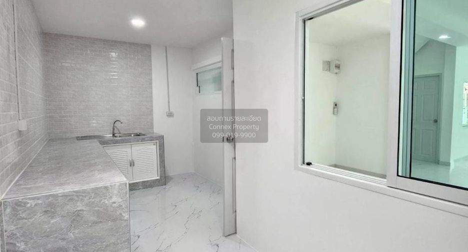 For sale 3 bedrooms townhouse in Bang Bua Thong, Nonthaburi
