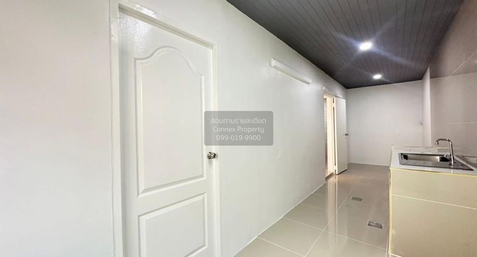 Casa adosada en venta de 3 habitaciones en Bang Yai, Nonthaburi