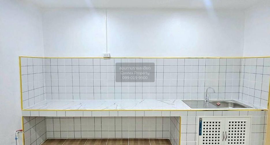 Casa adosada en venta de 5 habitaciones en Bang Bua Thong, Nonthaburi