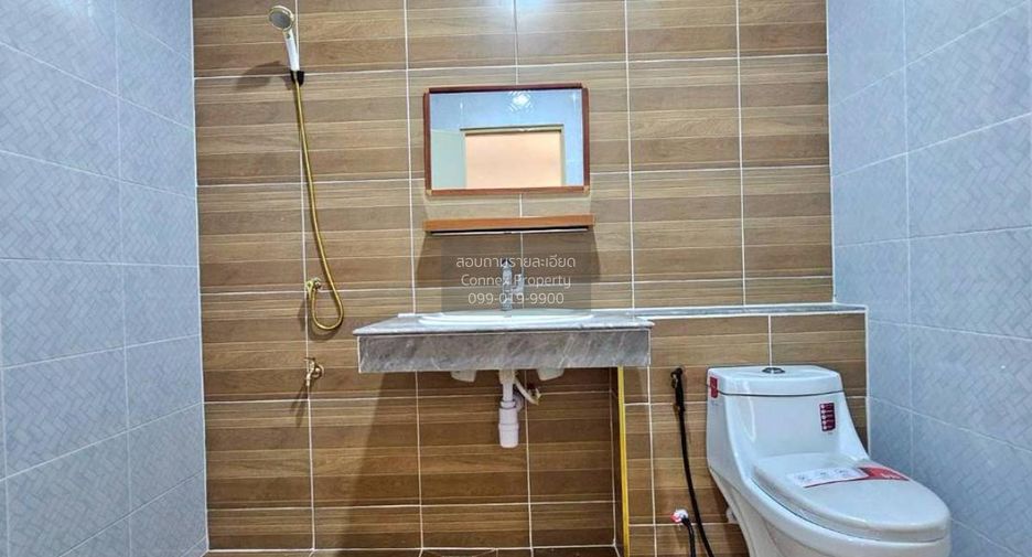 Casa adosada en venta de 5 habitaciones en Bang Bua Thong, Nonthaburi