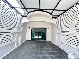 出售 5 卧室 联排别墅 在 Nong Khaem, 曼谷