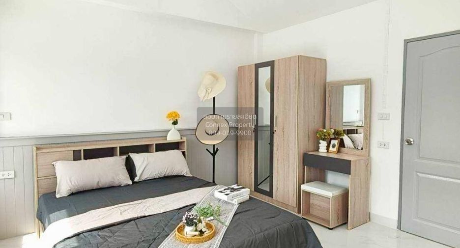 Casa adosada en venta de 2 habitaciones en Lat Krabang, Bangkok