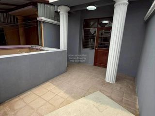 Reihenhaus zum Kauf mit 3 Zimmer in Suan Luang, Bangkok