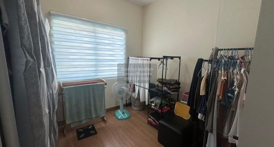 For sale 4 bedrooms townhouse in Mueang Nonthaburi, Nonthaburi
