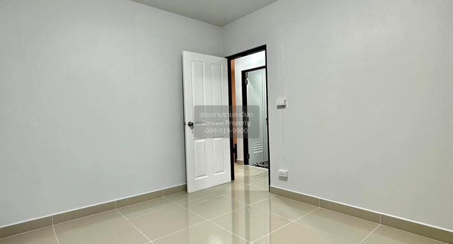 Casa adosada en venta de 3 habitaciones en Bang Yai, Nonthaburi