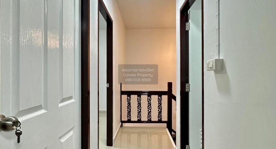 Casa adosada en venta de 3 habitaciones en Bang Yai, Nonthaburi
