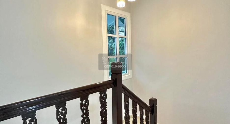 Casa adosada en venta de 3 habitaciones en Bang Yai, Nonthaburi