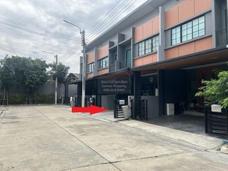 For sale 3 ベッドルーム townhouse in Bang Kruai, Nonthaburi