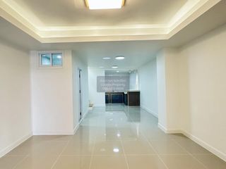 For sale 2 bedrooms townhouse in Lam Luk Ka, Pathum Thani
