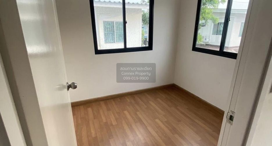 For sale 4 bedrooms house in Khlong Luang, Pathum Thani
