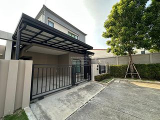 Casa adosada en venta de 2 habitaciones en Bang Kruai, Nonthaburi