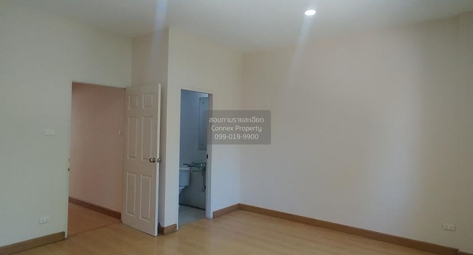 For sale 2 bedrooms townhouse in Mueang Nonthaburi, Nonthaburi