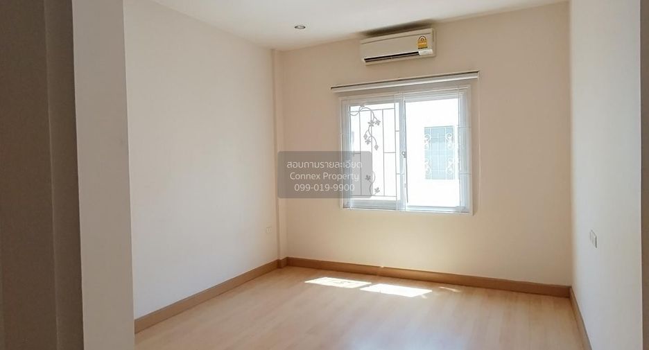 For sale 2 bedrooms townhouse in Mueang Nonthaburi, Nonthaburi