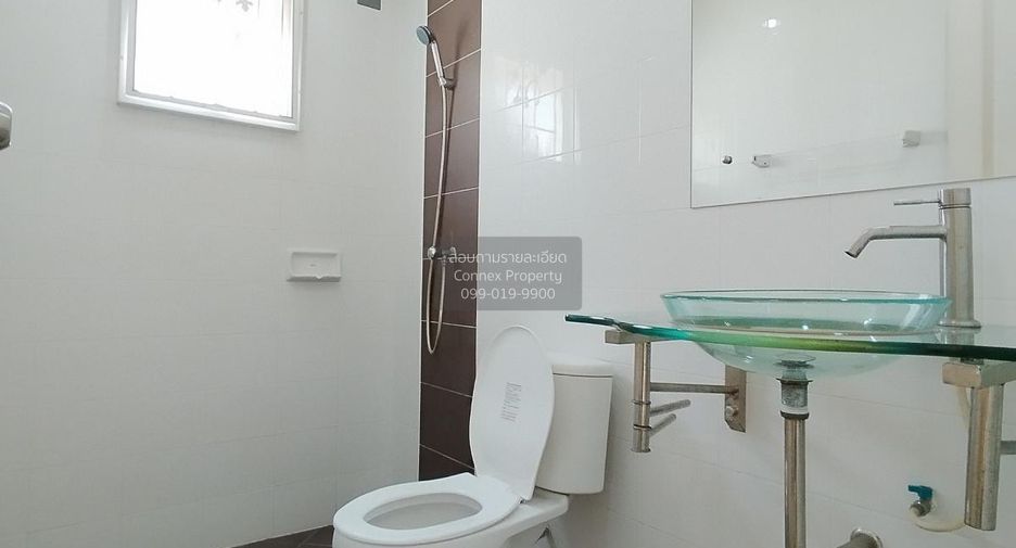 For sale 2 bedrooms townhouse in Mueang Nonthaburi, Nonthaburi