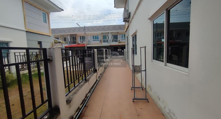 À vendre 3 chambres maison de ville à Kamphaeng Saen, Nakhon Pathom