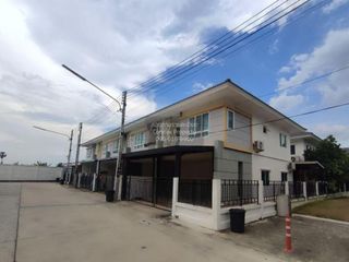 For sale 3 bedrooms townhouse in Kamphaeng Saen, Nakhon Pathom