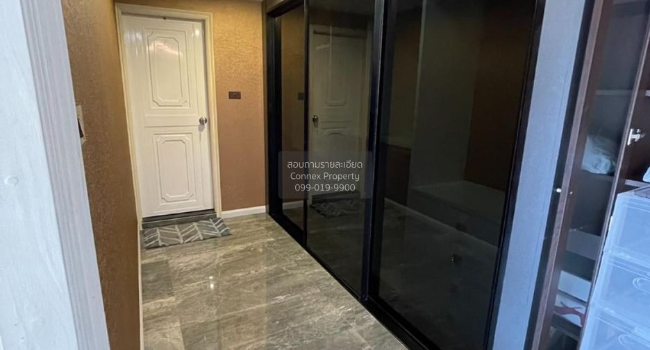 For sale 1 bed condo in Yan Nawa, Bangkok